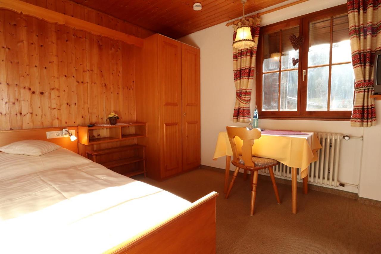 Höhenpension Glashütte Bed&Breakfast Frühstückspension Hotel GARNI Bonndorf im Schwarzwald Exterior foto