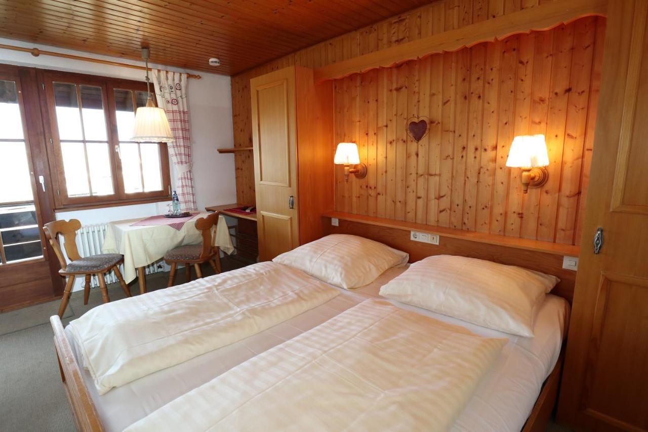 Höhenpension Glashütte Bed&Breakfast Frühstückspension Hotel GARNI Bonndorf im Schwarzwald Exterior foto
